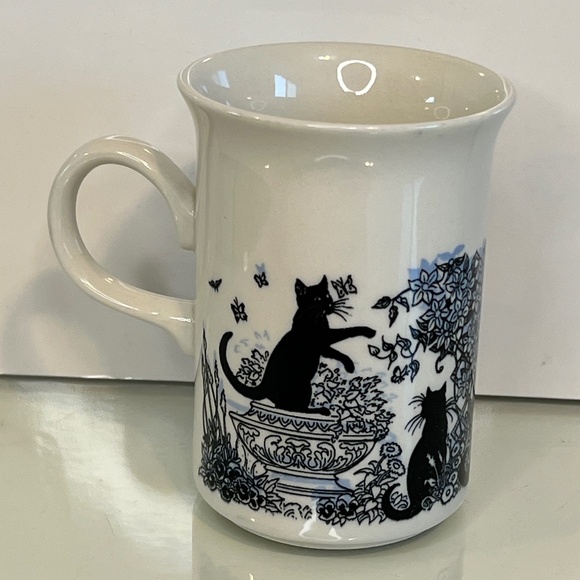 Vintage Churchill England Mug with Black Cats Playing w/ Butterflies & Birds EUC - Picture 11 of 11